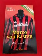 GESIGNEERD Marco van Basten - Bert Voskuil., Ophalen of Verzenden, Gelezen, Balsport