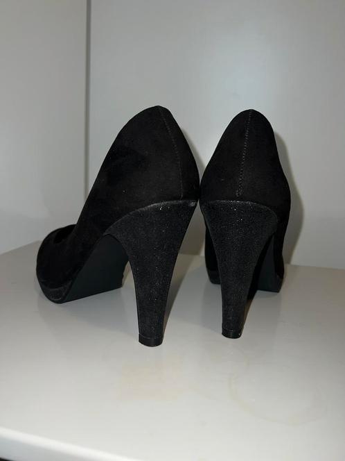 Hakken maat 40 (met glitter) Marco Tozzi, Kleding | Dames, Schoenen, Zo goed als nieuw, Schoenen met hoge hakken, Zwart, Ophalen of Verzenden