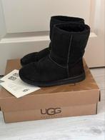 Orginele UGG maat 6, Lage of Enkellaarzen, Gedragen, Ophalen of Verzenden, Ugg