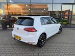 Volkswagen Golf 1.4 TSI GTE *Schuif-/Kanteldak & Navigatie*, Auto's, Stof, Gebruikt, 4 cilinders, Wit