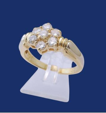 18 karaat Gouden Ring Entourage Damesring met 7 Diamanten beschikbaar voor biedingen