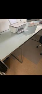 Glazen IKEA bureau/tafel, Huis en Inrichting, Bureaus, Zo goed als nieuw, Ophalen, Bureau