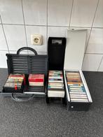 39 cassettebandjes met 3 vintage opbergkoffers ., Ophalen of Verzenden, Overige genres, 26 bandjes of meer, Met bewaardoos, rek of koffer