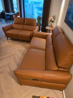 Twee lederen banken met relaxfunctie, Ophalen, 150 tot 200 cm, Zo goed als nieuw, Rechte bank