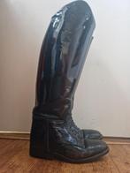 Derby rijlaarzen, Ophalen