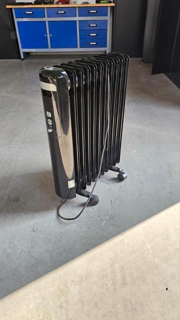 Nieuwe zwarte olie gekoelde radiateur  beschikbaar voor biedingen