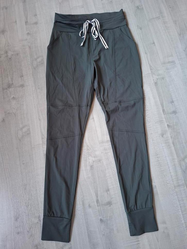 8 damesbroeken maat 40, lengte 1.58m, Kleding | Dames, Broeken en Pantalons, Zo goed als nieuw, Maat 38/40 (M), Overige kleuren