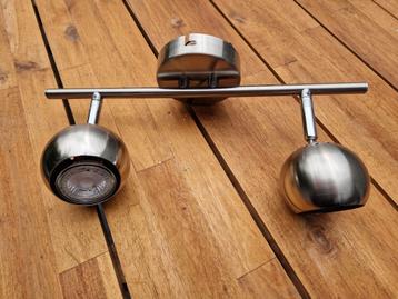 Plafond- of wandlampen beschikbaar voor biedingen