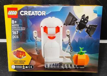 LEGO set 40722 – Minifigure Birthday Set – Nieuw in doos! beschikbaar voor biedingen