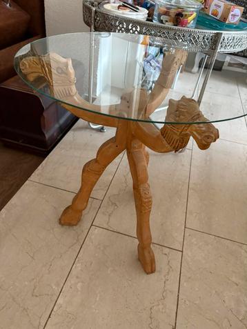 Ronde glasplaat 50cm diameter. Alleen ophalen beschikbaar voor biedingen