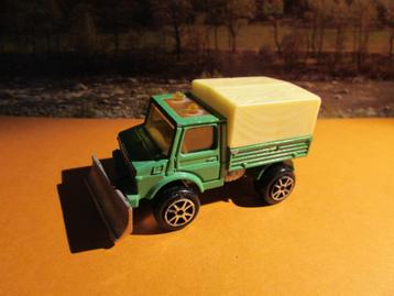 MERCEDES UNIMOG, MAJORETTE beschikbaar voor biedingen