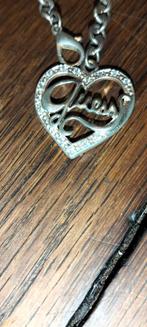Zilverkleurig armbandje Guess
Met strass steentjes, Staal, ., Ophalen of Verzenden, Zo goed als nieuw