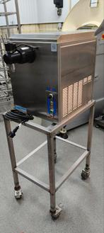 Te koop volledig gereviseerde Slagroommachine Sanomat ECM12L, Zakelijke goederen, Horeca | Keukenapparatuur, Ophalen of Verzenden