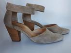 PAUL GREEN pump met enkelband taupe suède / leer mt 41 / 7, Pumps, Overige kleuren, Ophalen of Verzenden, Zo goed als nieuw