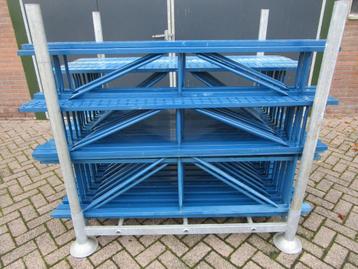 Bandenstelling - Stelling - Bosal - 170 cm hoog / 45 cm diep beschikbaar voor biedingen
