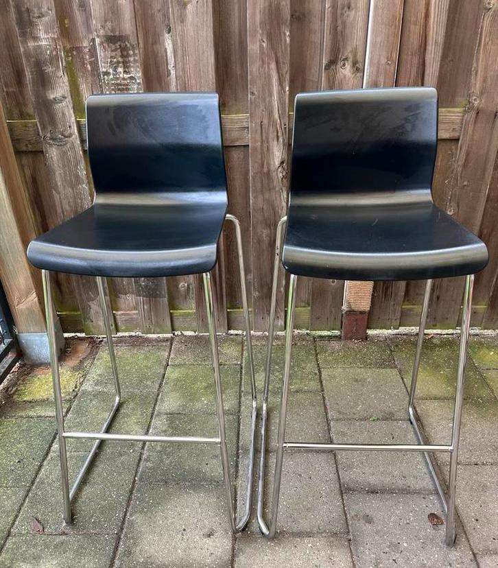 Twee Ikea Glenn Barkrukken- Zithoogte 75cm, Huis en Inrichting, Barkrukken, Gebruikt, 60 tot 90 cm, Metaal, 2 krukken, Met voetsteun