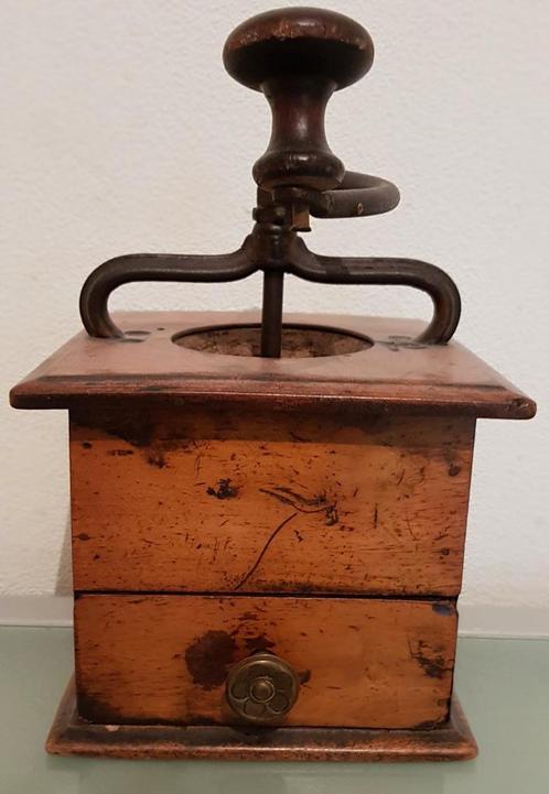 Antieke koffiemolen, Antiek en Kunst, Antiek | Keukenbenodigdheden, Ophalen of Verzenden
