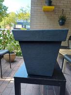 Bloempot, Tuin en Terras, Bloembakken en Plantenbakken, Ophalen, Zo goed als nieuw, Vierkant, Minder dan 60 cm