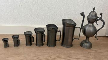 Vintage set 6 tinnen maatbekers en kan (Oud Hollands Tin) beschikbaar voor biedingen