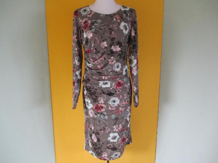 CadaDIA jurk maat 38, Kleding | Dames, Jurken, Zo goed als nieuw, Maat 38/40 (M), Groen, Onder de knie, Verzenden