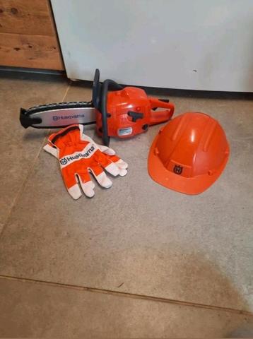 husqvarna  kettingzaag   beschikbaar voor biedingen