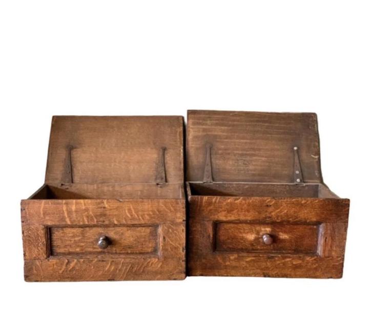 Antieke Eikenhouten Klep Kisten (2), Antiek en Kunst, Antiek | Woonaccessoires, Ophalen of Verzenden