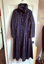 Creenstone lange zwarte regenjas maat 38, Maat 38/40 (M), Zwart, Creenstone, Ophalen of Verzenden