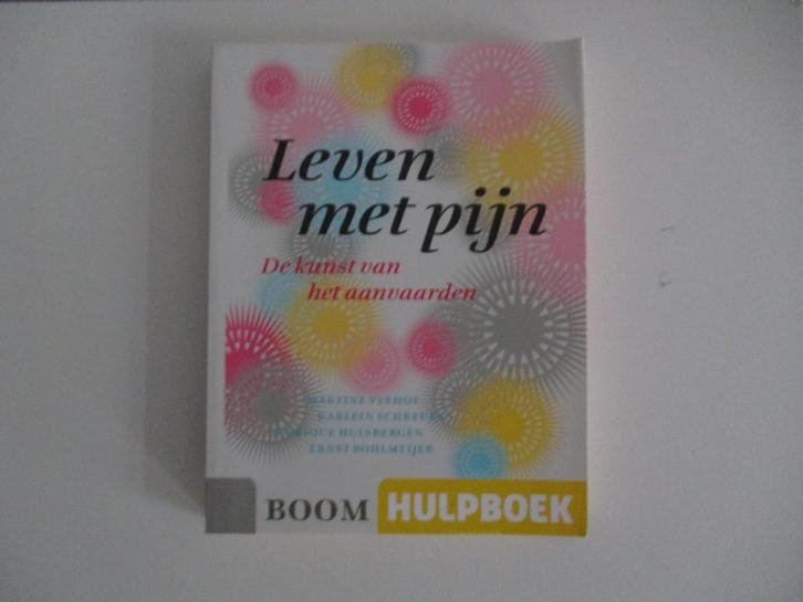 Boom Hulpboek - Leven met pijn + Cd rom 9789461050816, Boeken, Schoolboeken, Zo goed als nieuw, Overige niveaus, Ophalen of Verzenden