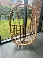 Rotan Hangstoel - Stijlvol en Comfortabel, Ophalen, Bruin, Riet of Rotan, Zo goed als nieuw