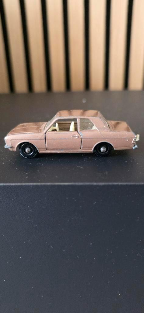 Ford Cortina MK II, Hobby en Vrije tijd, Modelauto's | 1:87, Gebruikt, Auto, Ophalen of Verzenden