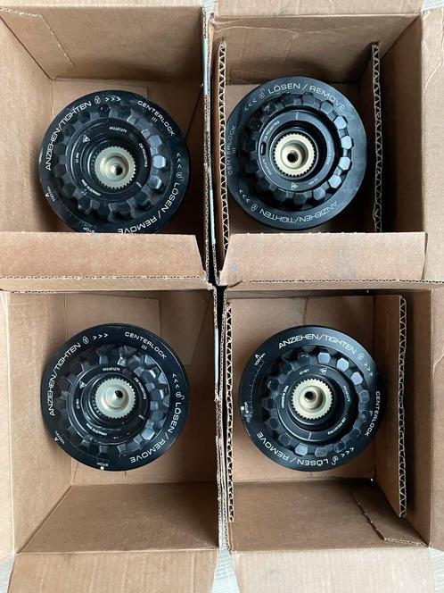 Porsche Centerlock set 992.601.119B / 992.601.279, Auto-onderdelen, Overige Auto-onderdelen, Gebruikt, Ophalen of Verzenden