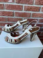 Pumps van Friis & Company maat 38, Douwenmaat 8-3 Meppel, Pumps, Info@again.nu, Wit