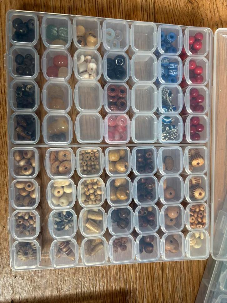 Partij kralen, Hobby en Vrije tijd, Kralen en Sieraden maken, Zo goed als nieuw, Ophalen of Verzenden