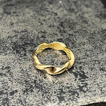 14k gouden ring prachtig model beschikbaar voor biedingen