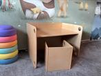 Montessori tafel en stoel van petit amelie, Ophalen of Verzenden, Zo goed als nieuw, Overige typen