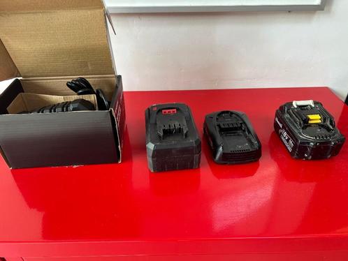 defecte accu makita, bosch, parkside en nieuwe lader, Doe-het-zelf en Verbouw, Gereedschap | Machine-onderdelen en Toebehoren