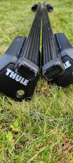 Thule SquareBar Evo 127cm met Raised Rail Evo voeten, Auto diversen, Dakdragers, Gebruikt, Ophalen