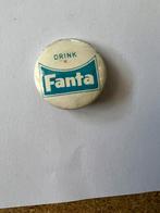 Fanta speldje blauw, Verzamelen, Speldjes, Pins en Buttons, Ophalen of Verzenden, Zo goed als nieuw, Merk, Speldje of Pin