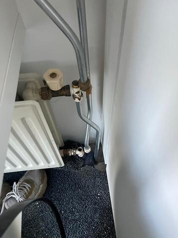 Radiator 80x40 Dubbel - Gebruikt beschikbaar voor biedingen