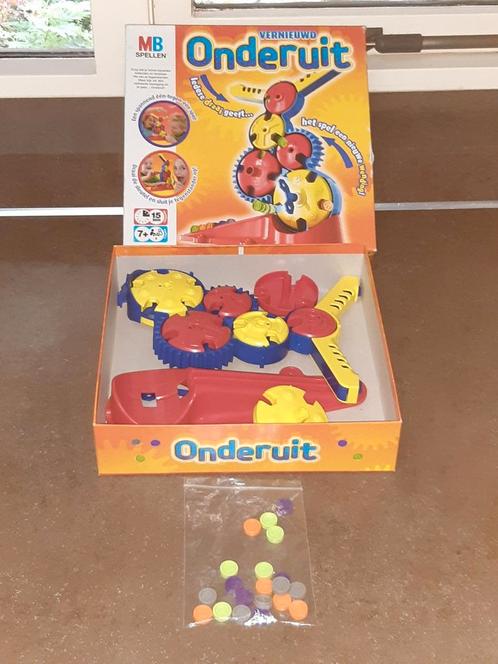 Onderuit MB, Hobby en Vrije tijd, Gezelschapsspellen | Bordspellen, Zo goed als nieuw, Ophalen of Verzenden