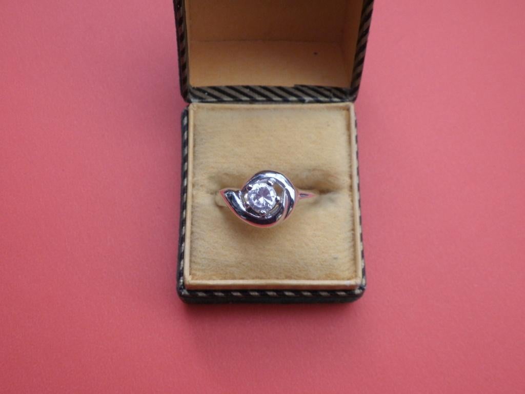 Mooie fijne Zilveren Ring met Bergkristal, Sieraden, Tassen en Uiterlijk, Antieke sieraden, Verzenden, Zilver, Ring, Met edelsteen