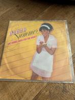 Donna Summer-She works hard for the money, 7 inch, Single, Ophalen of Verzenden, Zo goed als nieuw