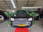 Chrysler Grand Voyager 2.8 CRD AUT NAVI CAMERA 7P FULL! 2009, Auto's, Chrysler, 450 kg, Gebruikt, 4 cilinders, Grand Voyager