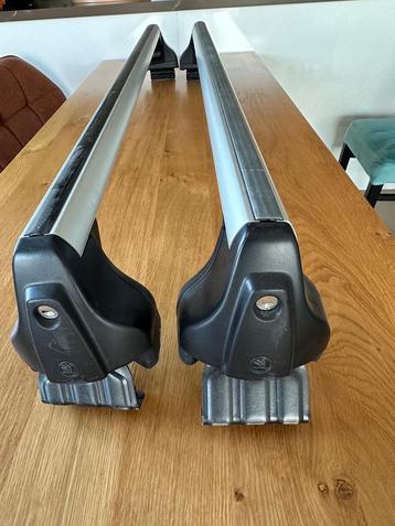 Skoda Rapid Dakdragers - Montage zonder dakrails beschikbaar voor biedingen