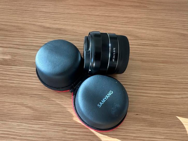 Samyang objectief AF 24 / 2.8 FE - voor Sony, Audio, Tv en Foto, Fotografie | Lenzen en Objectieven, Zo goed als nieuw, Groothoeklens