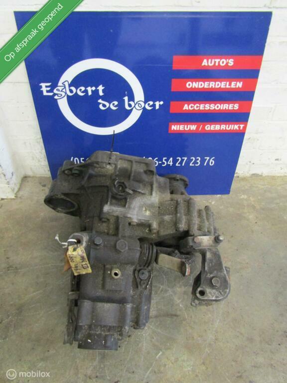 5-versnellingsbak volkswagen  golf 3 1400/1600, Auto-onderdelen, Transmissie en Toebehoren, Volkswagen, Gebruikt, Ophalen of Verzenden