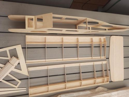 2x Zaunkonig 112cm kit bouwdoos rc vliegtuig, Hobby en Vrije tijd, Modelbouw | Radiografisch | Vliegtuigen, Elektro, Ophalen