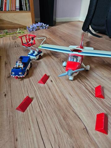 Playmobil sportvliegtuigje vliegveld set beschikbaar voor biedingen