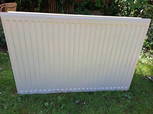 Radiator type 22, Doe-het-zelf en Verbouw, Verwarming en Radiatoren, Gebruikt, Radiator, 800 watt of meer, 30 tot 80 cm, 60 tot 150 cm