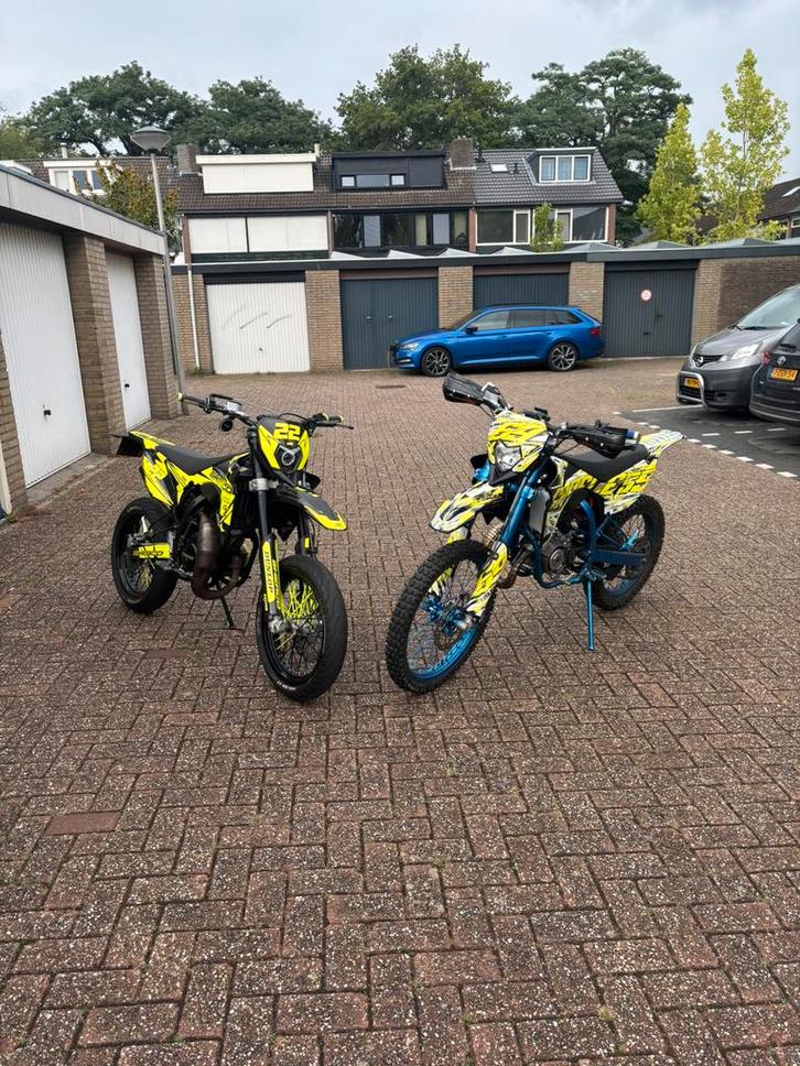2x Sherco Schakelbrommer (Sherco SM-RS en SE-RS), Fietsen en Brommers, Brommers | Derbi, Ophalen
